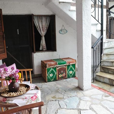 Guesthouse Xenios Zeus Stavroupoli Esterno foto
