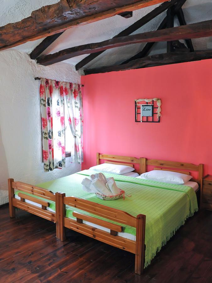 Guesthouse Xenios Zeus Stavroupoli Esterno foto