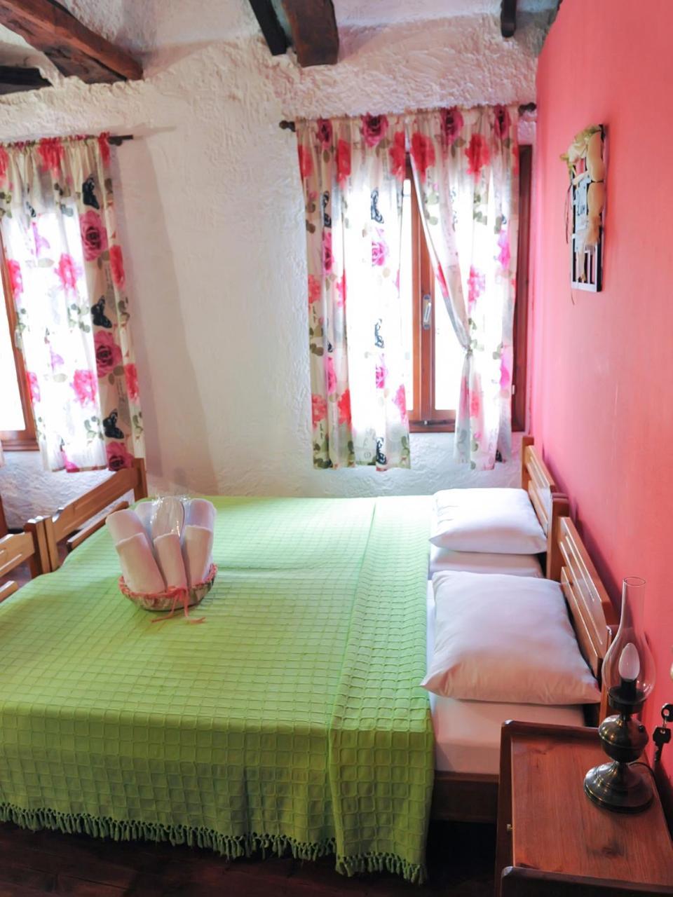 Guesthouse Xenios Zeus Stavroupoli Esterno foto