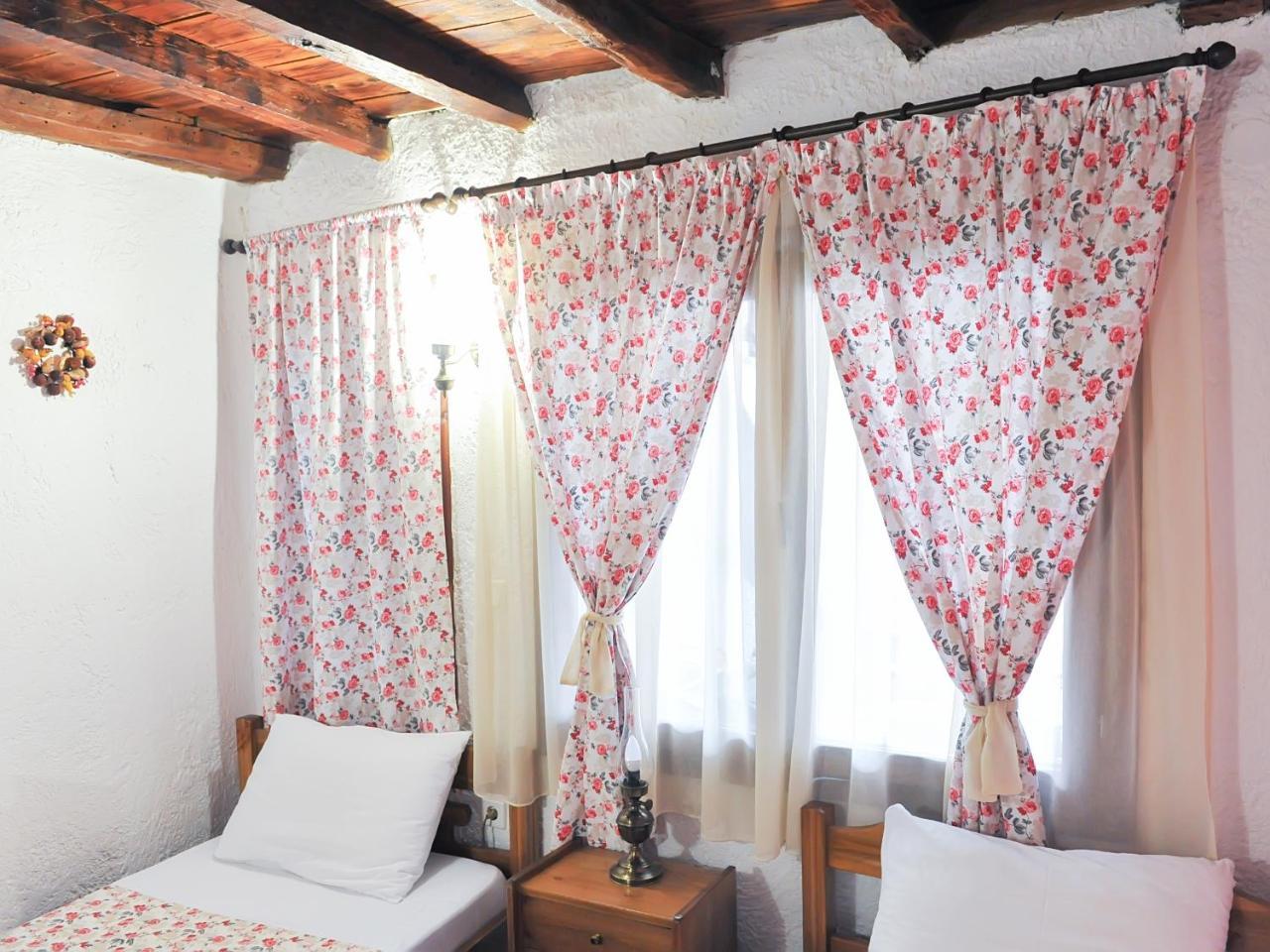 Guesthouse Xenios Zeus Stavroupoli Esterno foto